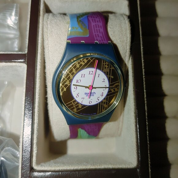 Swatch Originals Gent Blue Multicolor Abstract Design Watch READ - Picture 2 of 13